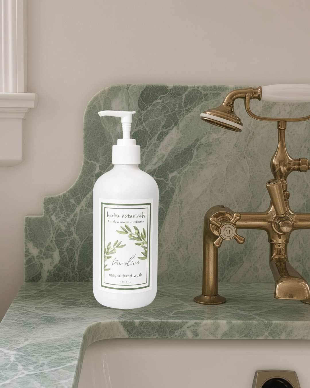 Natural Exfoliating Hand Wash with Volcanic Pumice